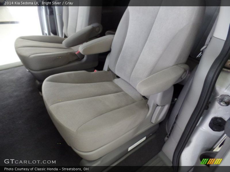 Bright Silver / Gray 2014 Kia Sedona LX