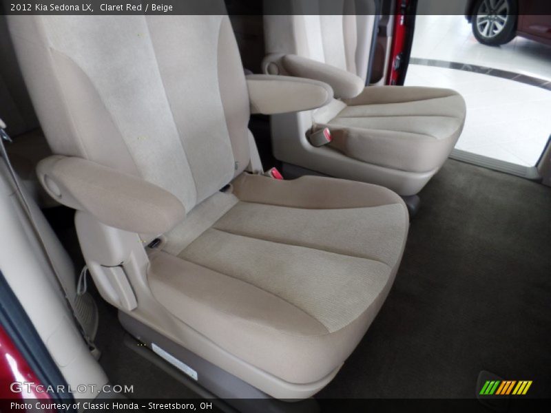 Claret Red / Beige 2012 Kia Sedona LX