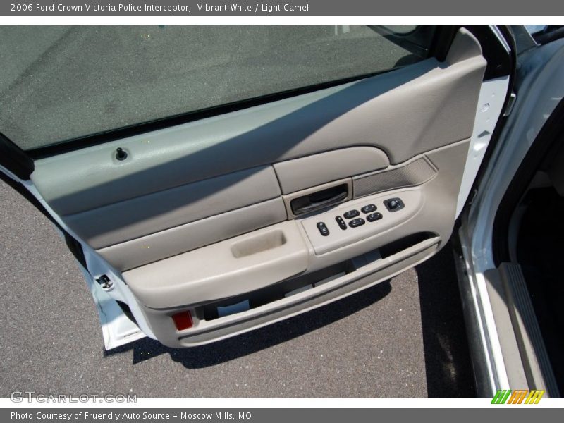Vibrant White / Light Camel 2006 Ford Crown Victoria Police Interceptor