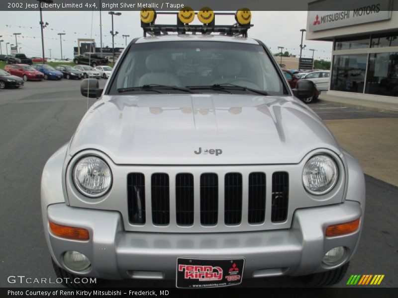 Bright Silver Metallic / Taupe 2002 Jeep Liberty Limited 4x4