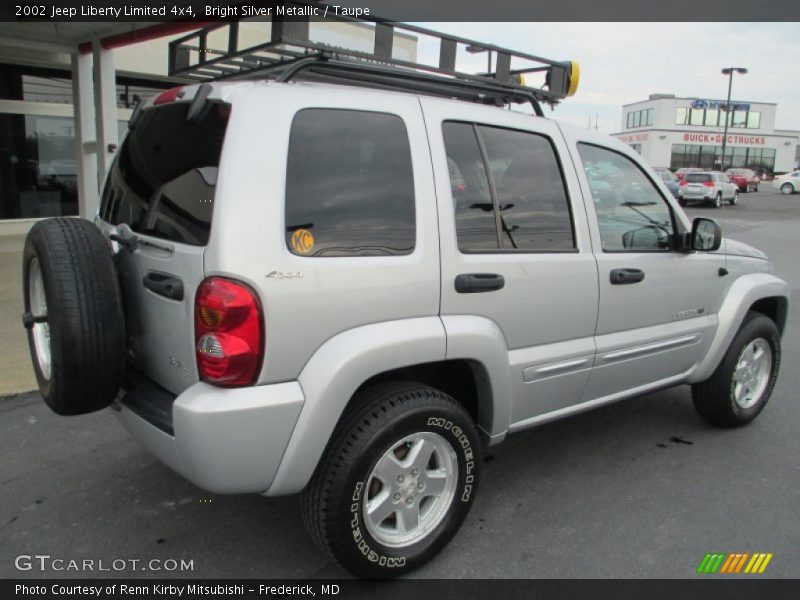 Bright Silver Metallic / Taupe 2002 Jeep Liberty Limited 4x4