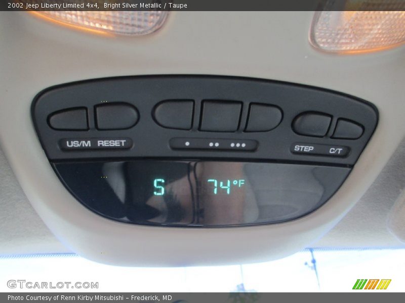 Bright Silver Metallic / Taupe 2002 Jeep Liberty Limited 4x4