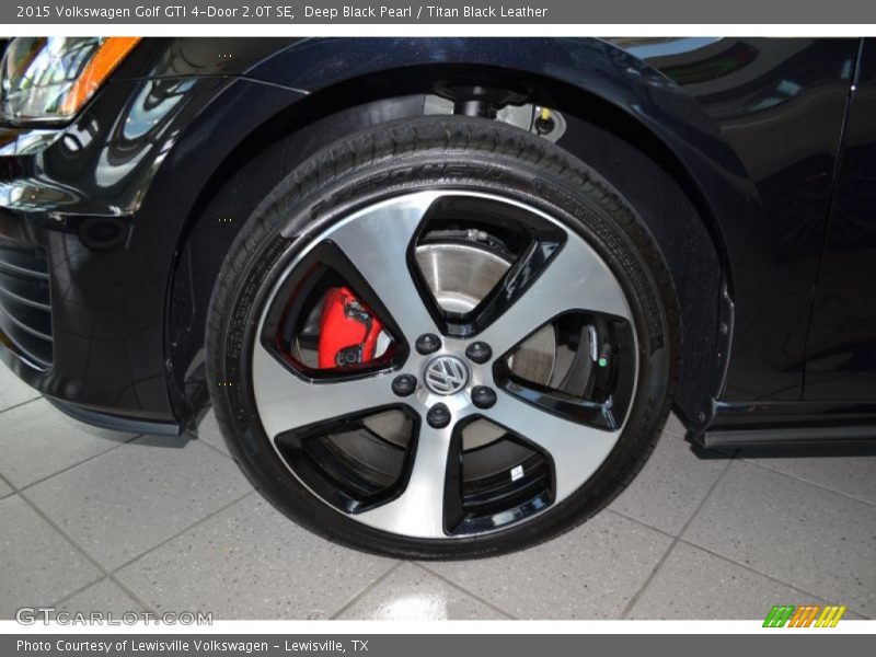 Deep Black Pearl / Titan Black Leather 2015 Volkswagen Golf GTI 4-Door 2.0T SE