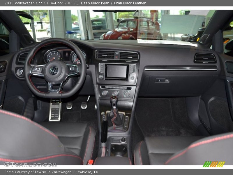Deep Black Pearl / Titan Black Leather 2015 Volkswagen Golf GTI 4-Door 2.0T SE