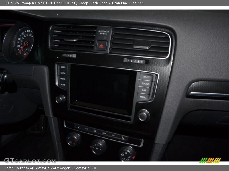 Deep Black Pearl / Titan Black Leather 2015 Volkswagen Golf GTI 4-Door 2.0T SE