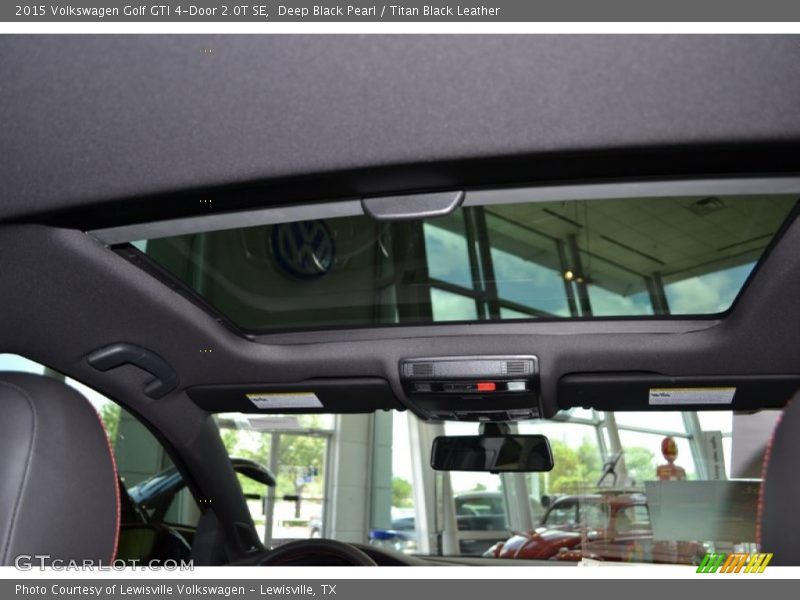 Deep Black Pearl / Titan Black Leather 2015 Volkswagen Golf GTI 4-Door 2.0T SE