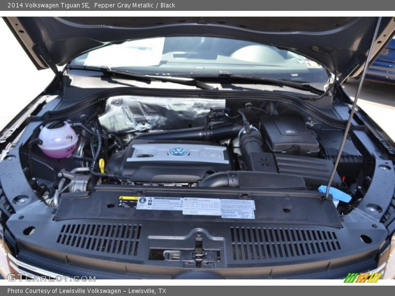 Pepper Gray Metallic / Black 2014 Volkswagen Tiguan SE