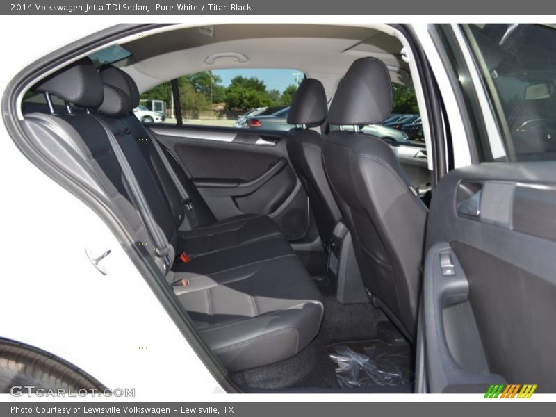 Pure White / Titan Black 2014 Volkswagen Jetta TDI Sedan