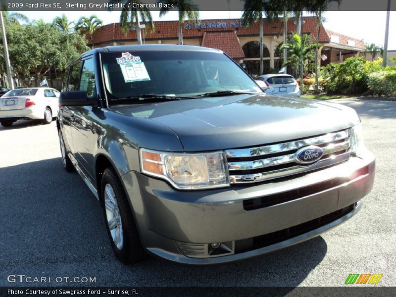 Sterling Grey Metallic / Charcoal Black 2009 Ford Flex SE