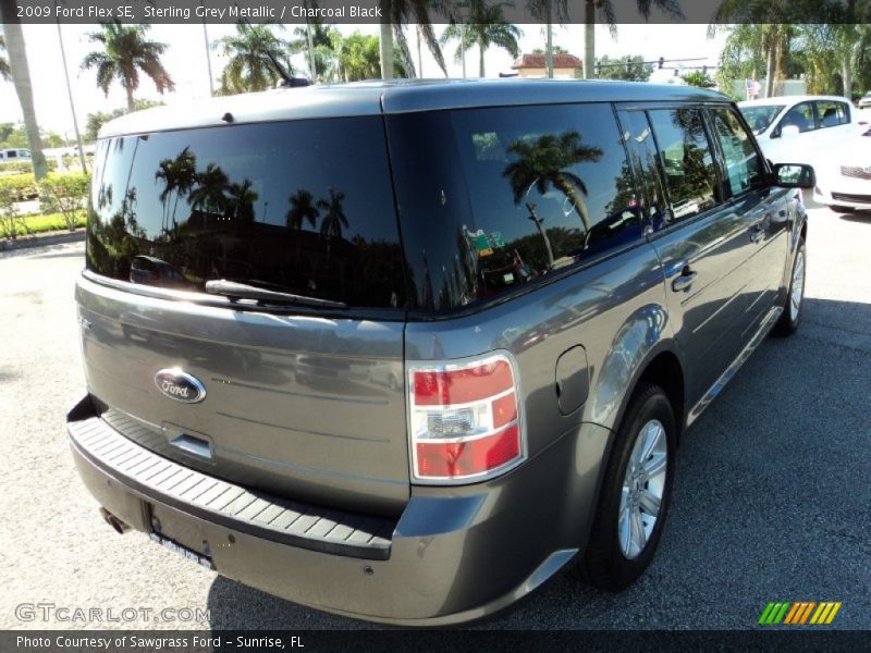 Sterling Grey Metallic / Charcoal Black 2009 Ford Flex SE