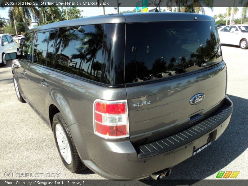 Sterling Grey Metallic / Charcoal Black 2009 Ford Flex SE