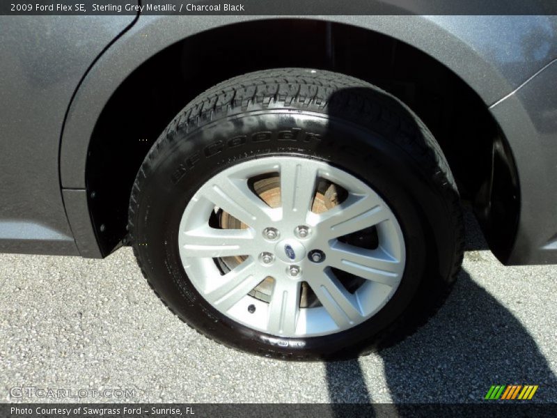 Sterling Grey Metallic / Charcoal Black 2009 Ford Flex SE