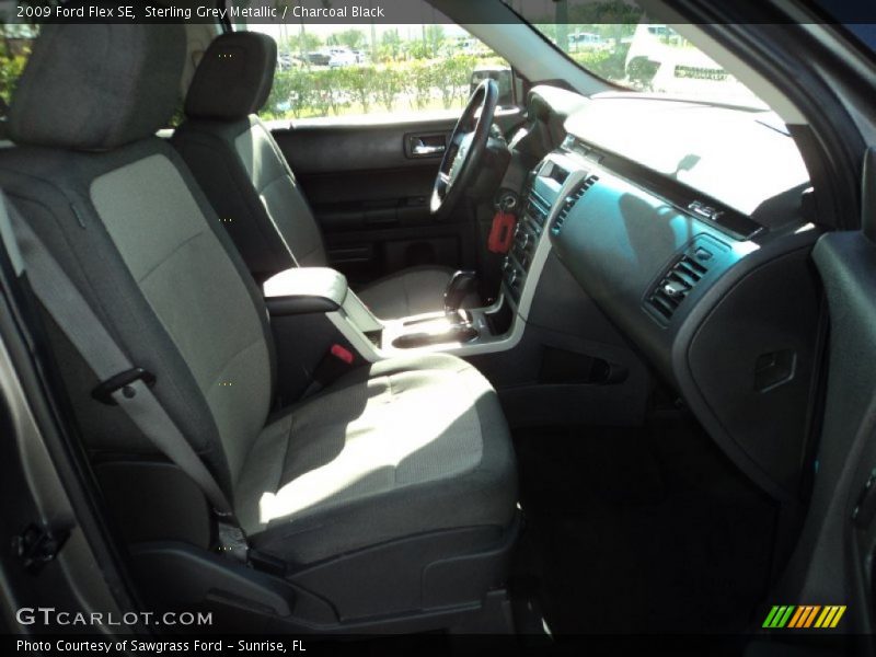 Sterling Grey Metallic / Charcoal Black 2009 Ford Flex SE