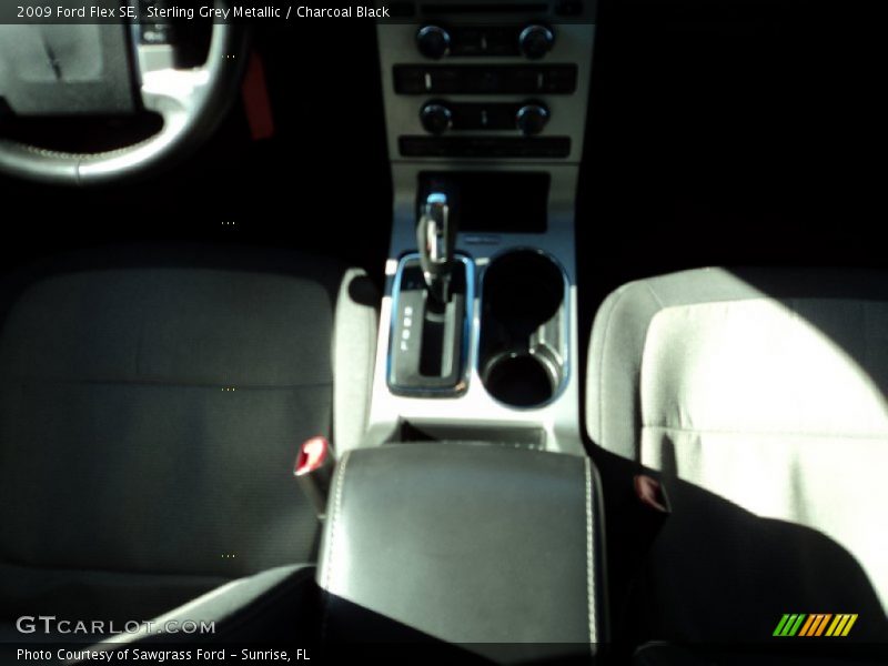 Sterling Grey Metallic / Charcoal Black 2009 Ford Flex SE