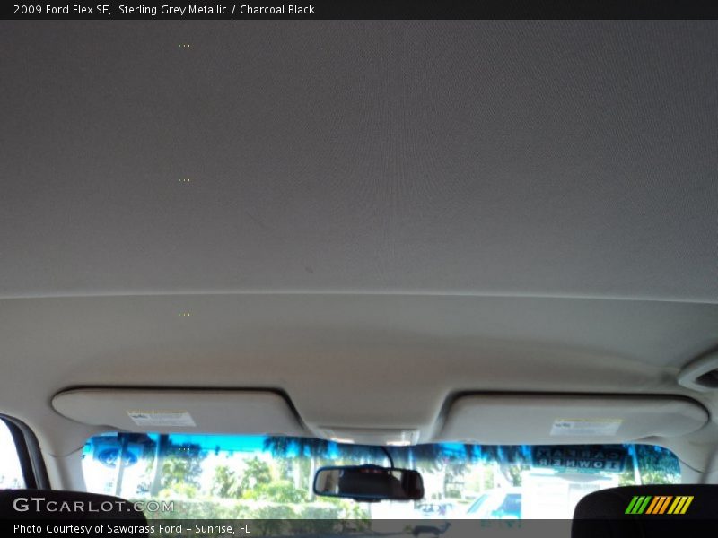Sterling Grey Metallic / Charcoal Black 2009 Ford Flex SE
