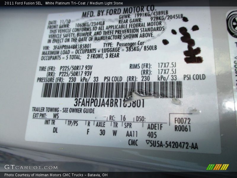 White Platinum Tri-Coat / Medium Light Stone 2011 Ford Fusion SEL