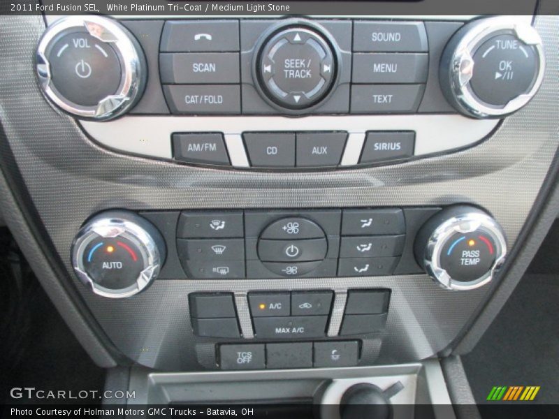 White Platinum Tri-Coat / Medium Light Stone 2011 Ford Fusion SEL