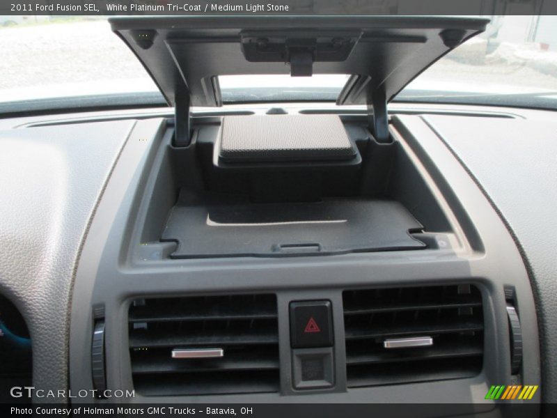 White Platinum Tri-Coat / Medium Light Stone 2011 Ford Fusion SEL