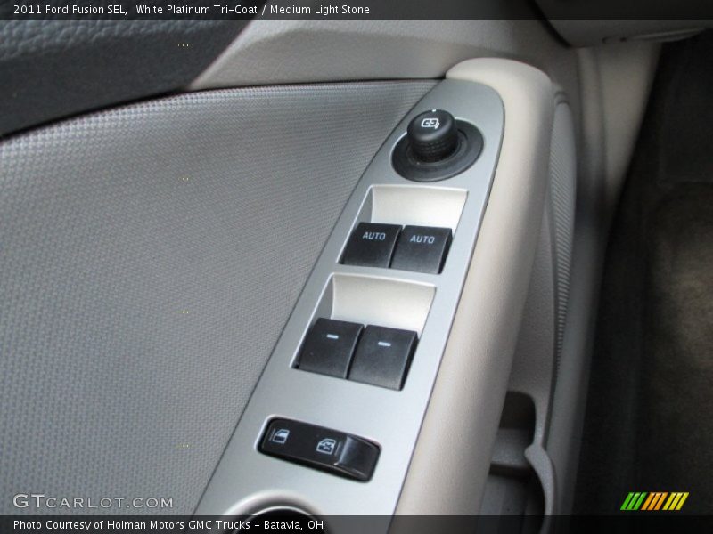 White Platinum Tri-Coat / Medium Light Stone 2011 Ford Fusion SEL
