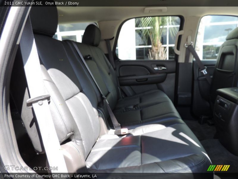 Onyx Black / Ebony 2011 GMC Yukon SLE