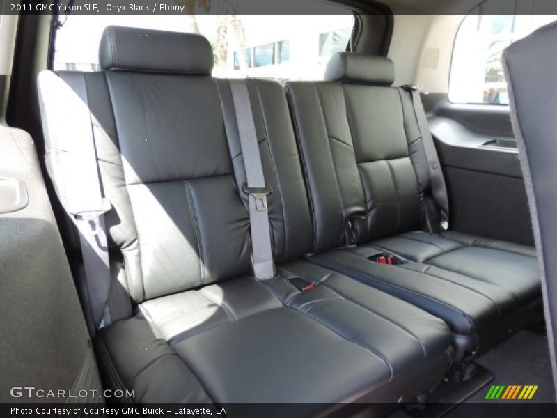 Onyx Black / Ebony 2011 GMC Yukon SLE
