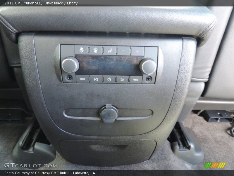 Onyx Black / Ebony 2011 GMC Yukon SLE