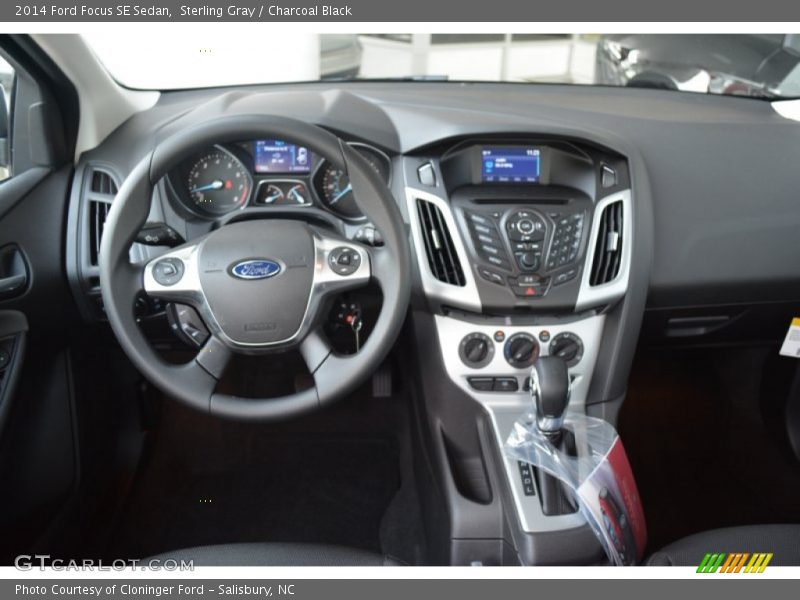 Sterling Gray / Charcoal Black 2014 Ford Focus SE Sedan