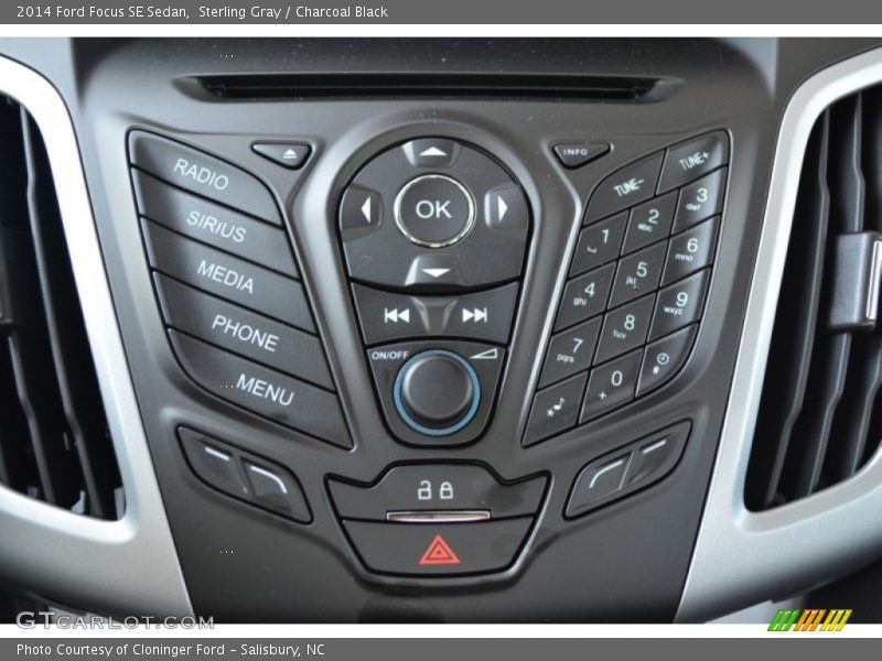 Sterling Gray / Charcoal Black 2014 Ford Focus SE Sedan