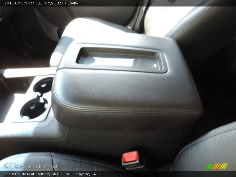 Onyx Black / Ebony 2011 GMC Yukon SLE