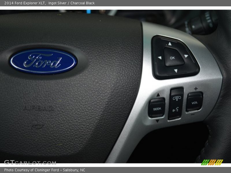 Ingot Silver / Charcoal Black 2014 Ford Explorer XLT
