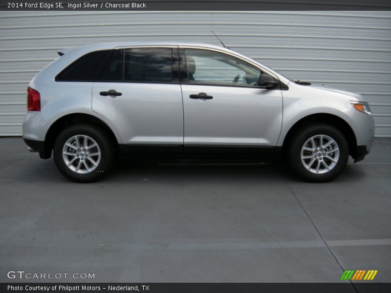 Ingot Silver / Charcoal Black 2014 Ford Edge SE