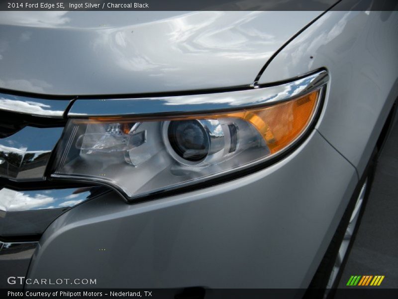 Ingot Silver / Charcoal Black 2014 Ford Edge SE