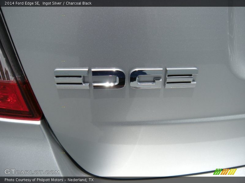 Ingot Silver / Charcoal Black 2014 Ford Edge SE