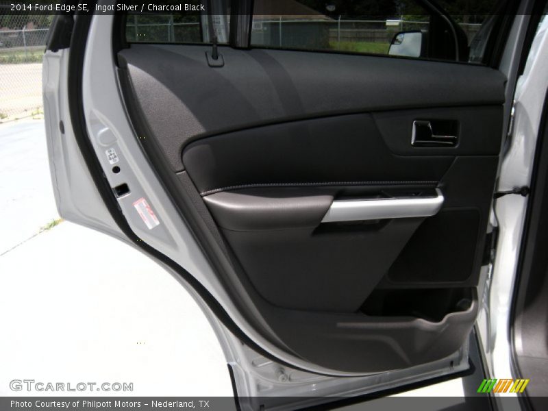 Ingot Silver / Charcoal Black 2014 Ford Edge SE