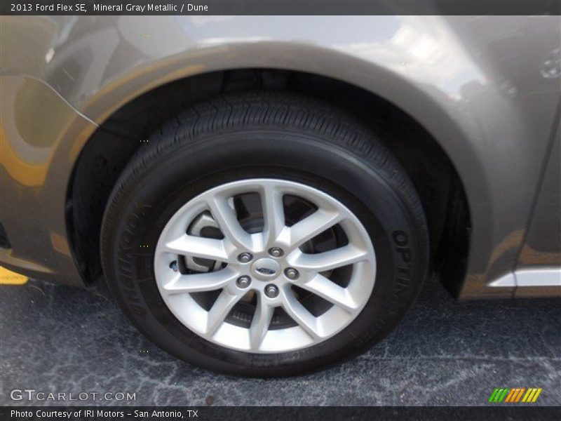 Mineral Gray Metallic / Dune 2013 Ford Flex SE