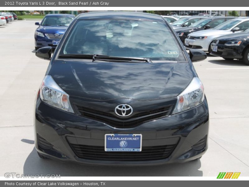 Black Sand Pearl / Ash Gray 2012 Toyota Yaris L 3 Door