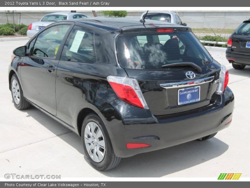 Black Sand Pearl / Ash Gray 2012 Toyota Yaris L 3 Door