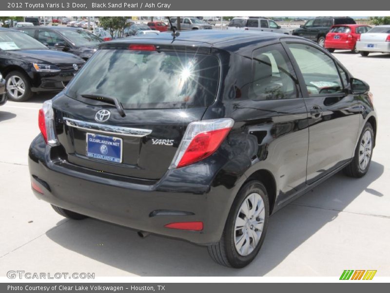 Black Sand Pearl / Ash Gray 2012 Toyota Yaris L 3 Door
