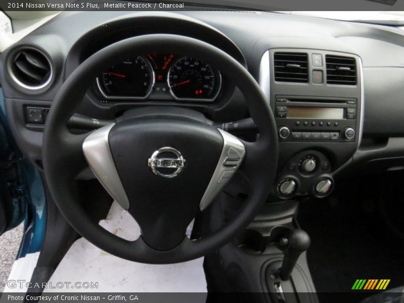 Dashboard of 2014 Versa Note S Plus