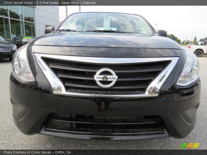  2015 Versa 1.6 S Plus Sedan Super Black