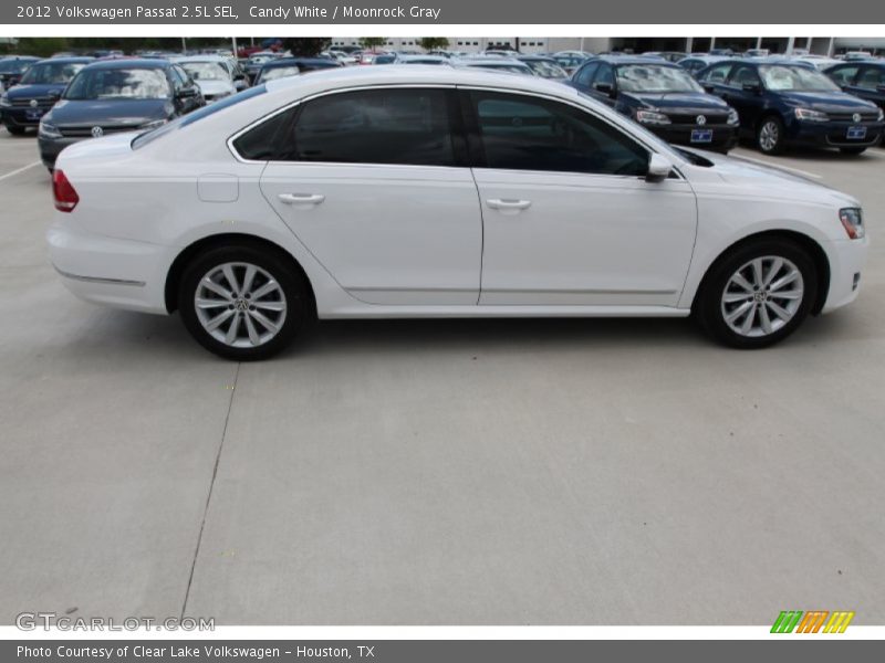 Candy White / Moonrock Gray 2012 Volkswagen Passat 2.5L SEL