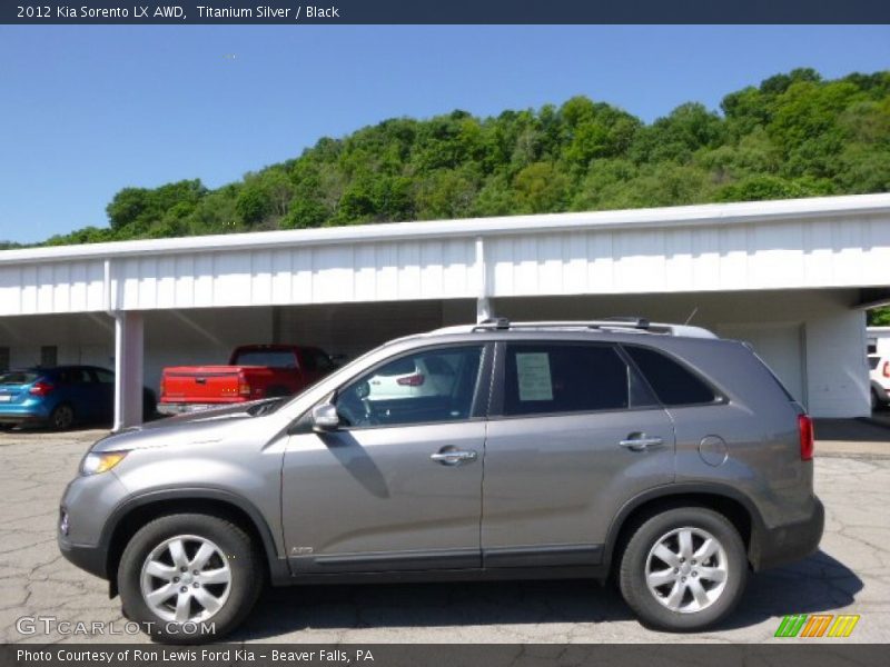 Titanium Silver / Black 2012 Kia Sorento LX AWD