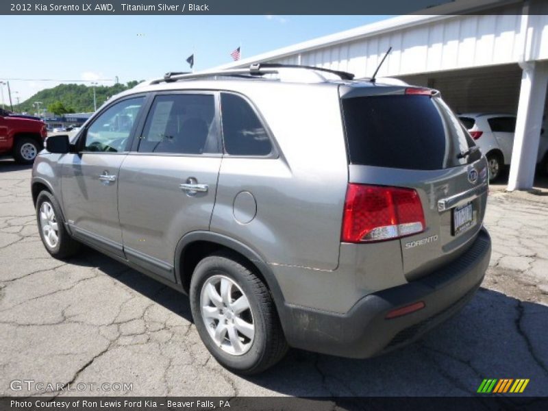 Titanium Silver / Black 2012 Kia Sorento LX AWD