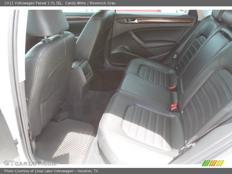 Candy White / Moonrock Gray 2012 Volkswagen Passat 2.5L SEL