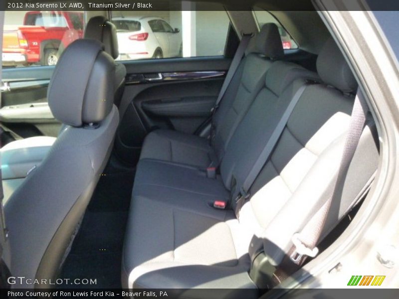 Titanium Silver / Black 2012 Kia Sorento LX AWD