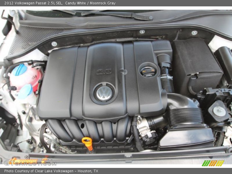 Candy White / Moonrock Gray 2012 Volkswagen Passat 2.5L SEL