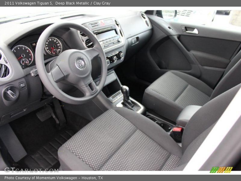 Deep Black Metallic / Clay Gray 2011 Volkswagen Tiguan S