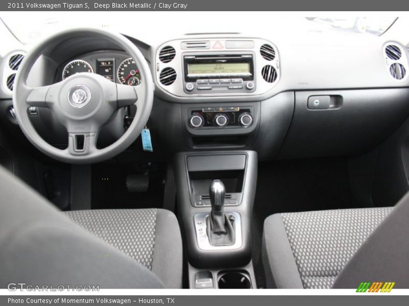 Deep Black Metallic / Clay Gray 2011 Volkswagen Tiguan S