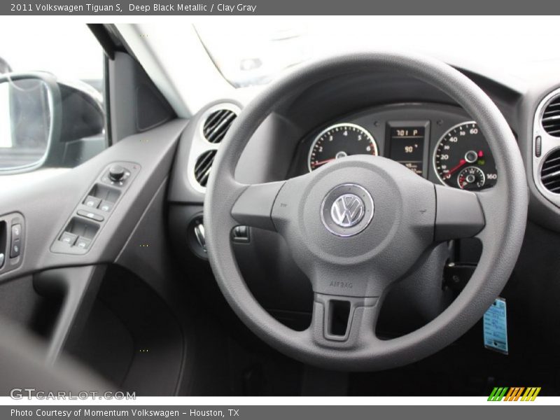 Deep Black Metallic / Clay Gray 2011 Volkswagen Tiguan S