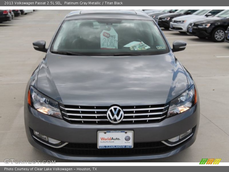 Platinum Gray Metallic / Titan Black 2013 Volkswagen Passat 2.5L SEL